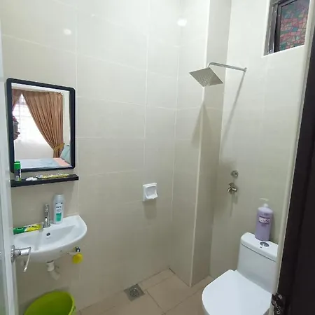 Rinting Corner Islamic Homestay, Pasir Gudang Masai Exterior photo