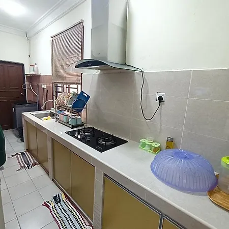 Rinting Corner Islamic Homestay, Pasir Gudang Masai Exterior photo