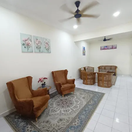 Rinting Corner Islamic Homestay, Pasir Gudang Masai Exterior photo