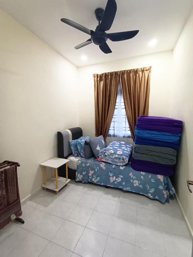 Rinting Corner Islamic Homestay, Pasir Gudang Masai