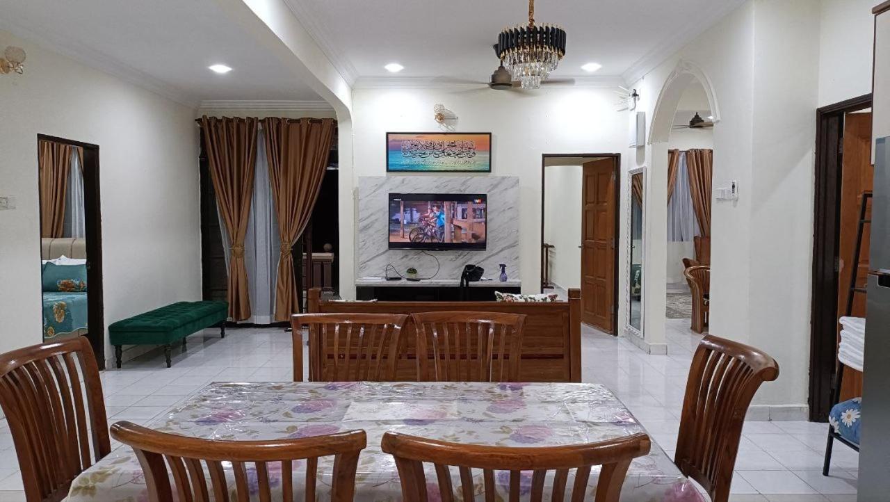 Rinting Corner Islamic Homestay, Pasir Gudang Masai